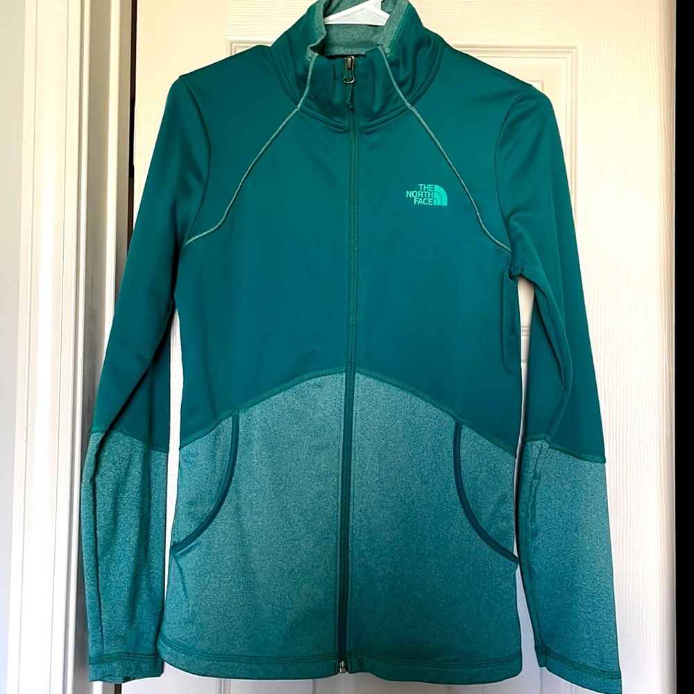 The north face, Women’s small, light emerald green.